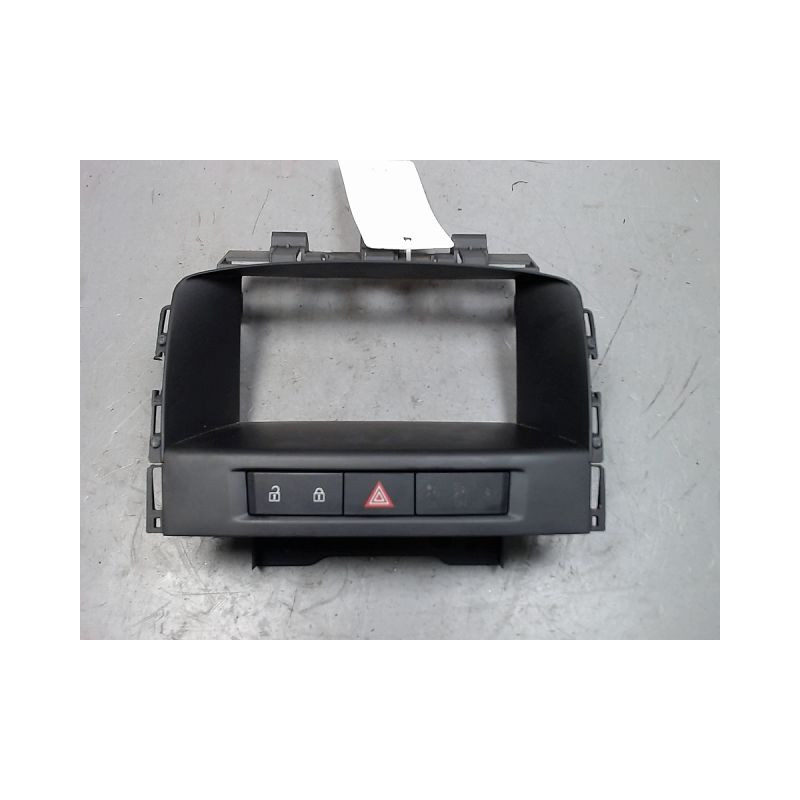 BOUTON DE WARNING OPEL ASTRA