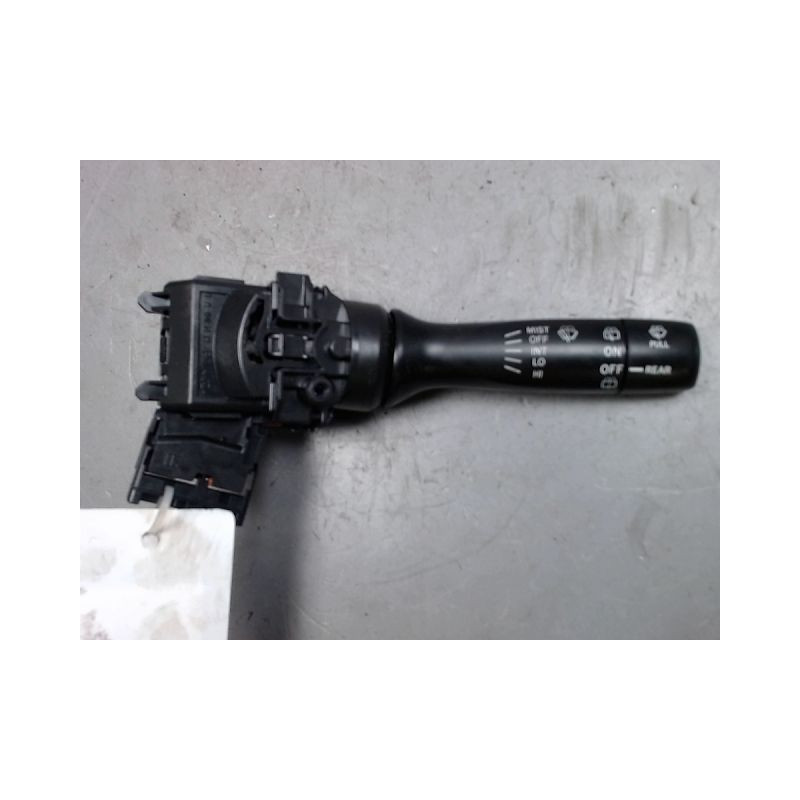 COMMANDE ESSUIE GLACE TOYOTA YARIS 2005-