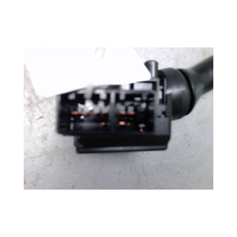 COMMANDE ESSUIE GLACE TOYOTA YARIS 2005-