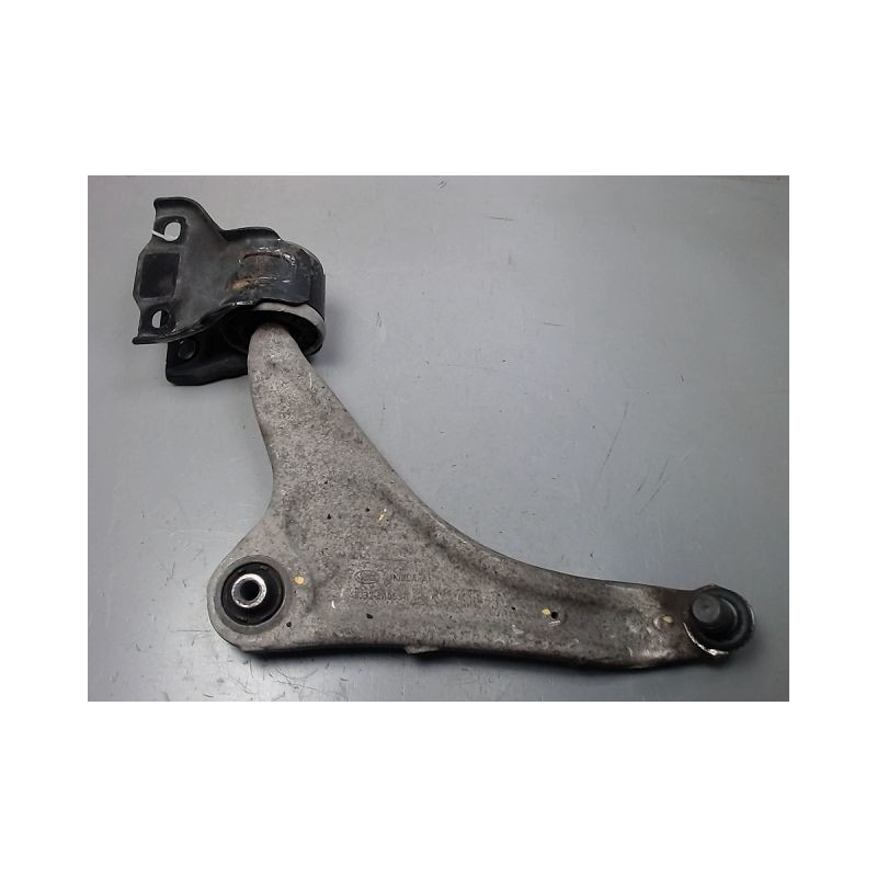 TRIANGLE INFERIEUR AVANT GAUCHE LAND ROVER RR EVOQUE