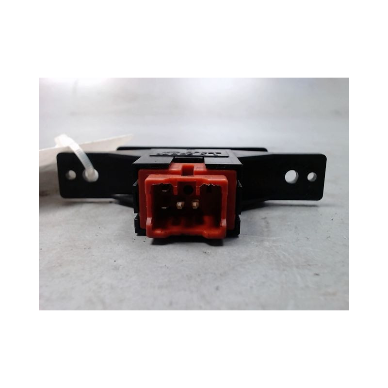 BOUTON DE WARNING SUZUKI GRAND VITARA