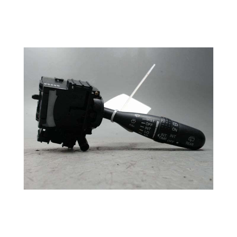 COMMANDE ESSUIE GLACE SUZUKI SWIFT