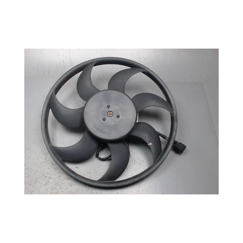 MOTEUR VENTILATEUR RADIATEUR B.M.W. SERIE 1