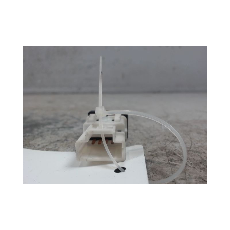 BOUTON DE WARNING NISSAN QHASQAI 2007-