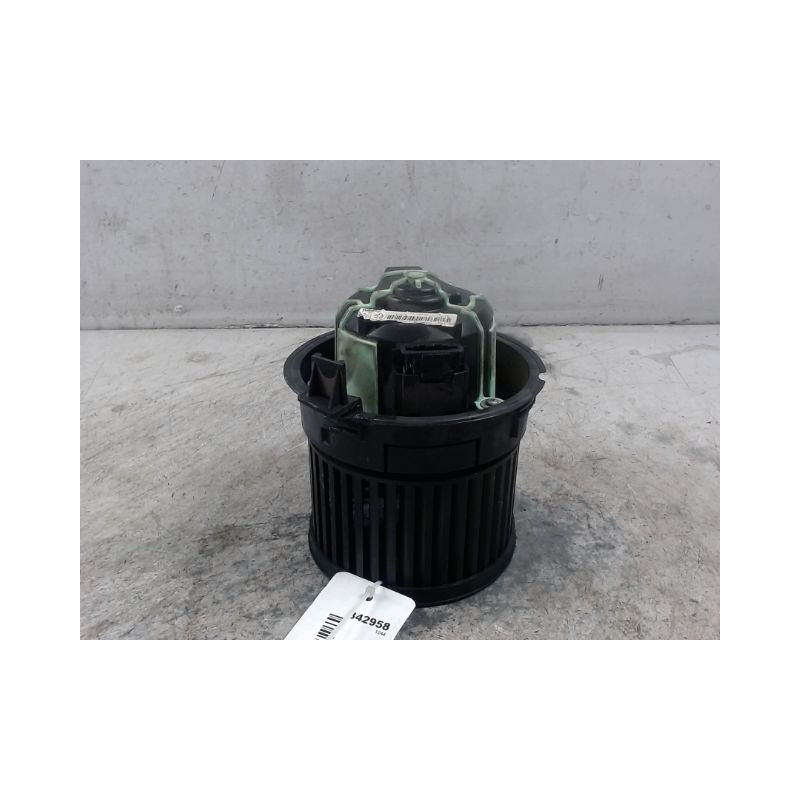 MOTEUR VENTILATEUR CHAUFFAGE CITROEN DS4