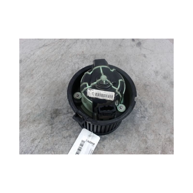 MOTEUR VENTILATEUR CHAUFFAGE CITROEN DS4