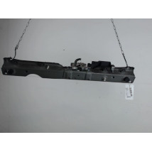 TRAVERSE SUPERIEURE ARMATURE AVANT MITSUBISHI SPACESTAR