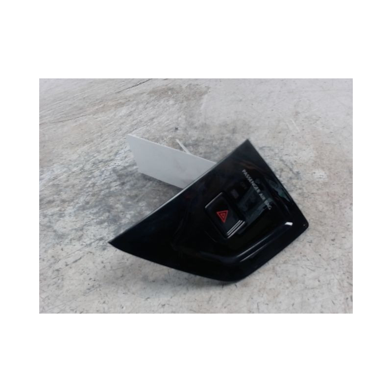 BOUTON DE WARNING VOLKSWAGEN POLO 2009-
