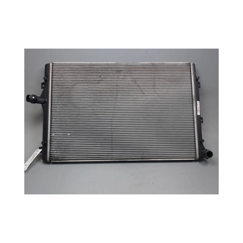RADIATEUR VOLKSWAGEN PASSAT 2005-