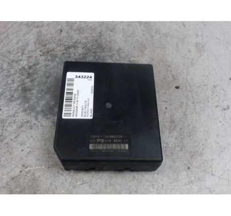 PLATINE FUSIBLE AV
