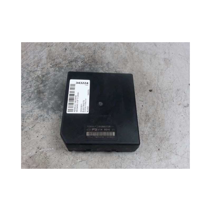 PLATINE FUSIBLE AVANT RENAULT MEGANE III 2008-