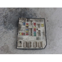 PLATINE FUSIBLE AVANT RENAULT MEGANE III 2008-