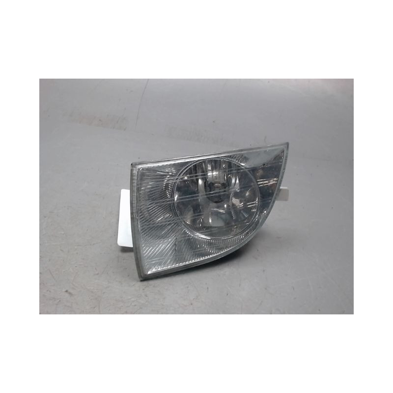 PHARE ANTIBROUILLARD AVANT GAUCHE SKODA ROOMSTER