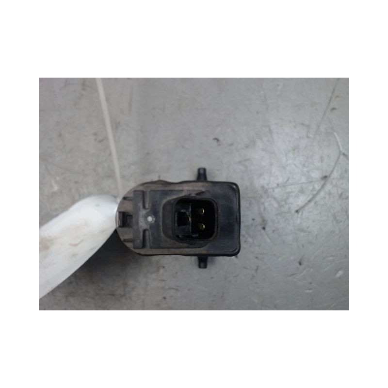 POMPE LAVE-GLACE AVANT KIA RIO