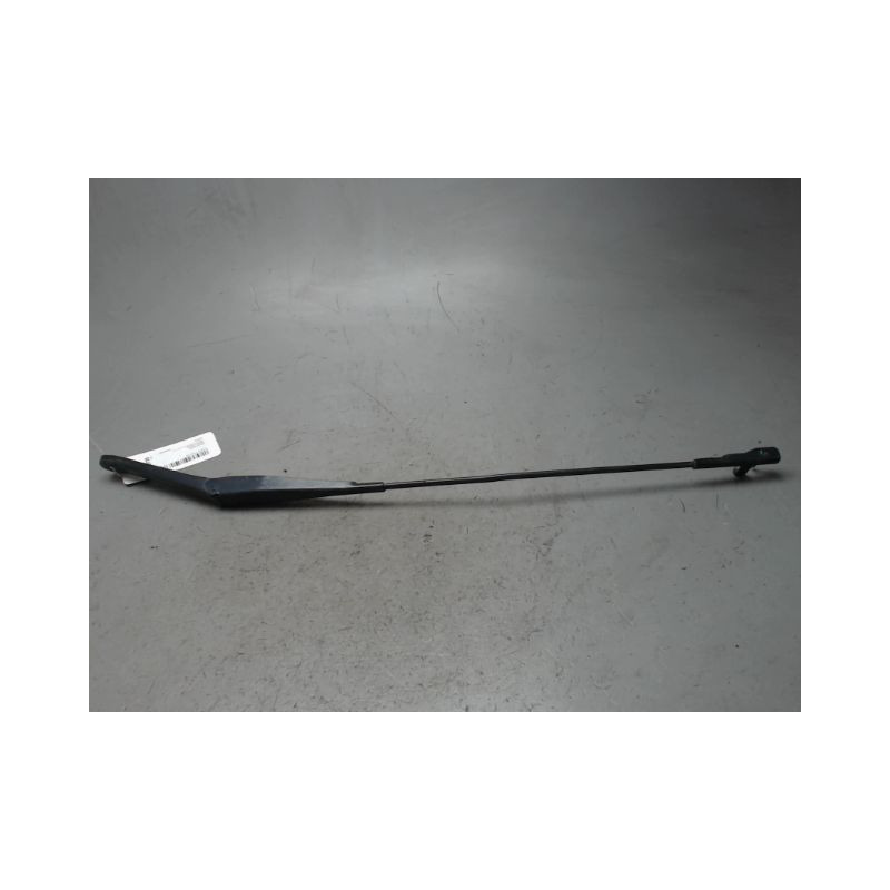 BRAS ESSUIE-GLACE AVANT DROIT FORD FOCUS