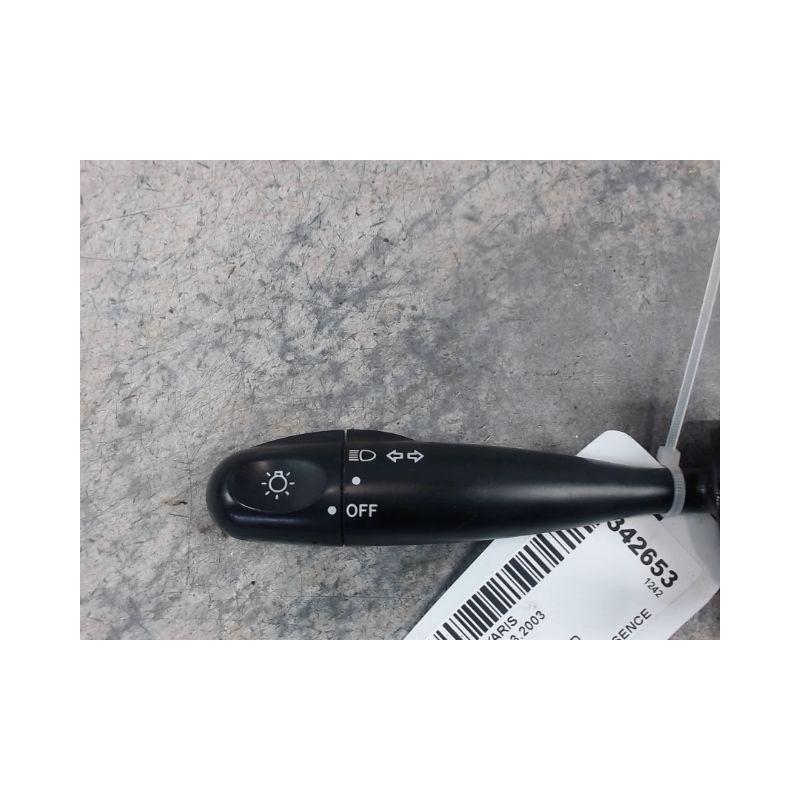 COMMANDE CLIGNOTANT TOYOTA YARIS -2003