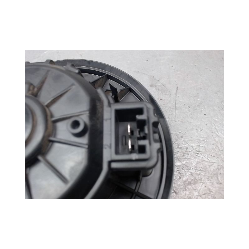MOTEUR VENTILATEUR CHAUFFAGE FORD FIESTA 2008-