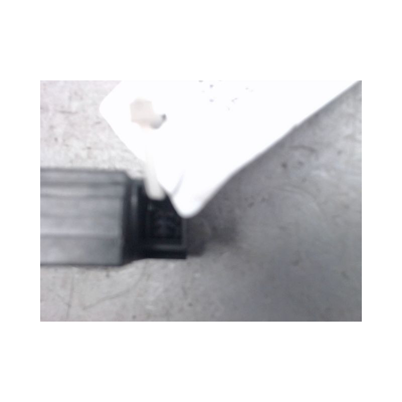 BOUTON DE WARNING AUDI A4
