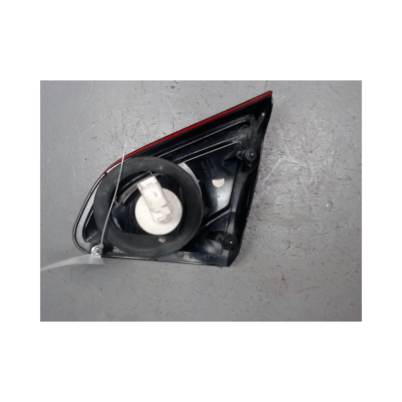 FEU ARRIERE INTERIEUR GAUCHE NISSAN QASHQAI