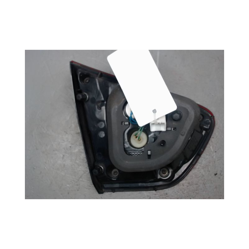 FEU ARRIERE INTERIEUR DROIT KIA RIO