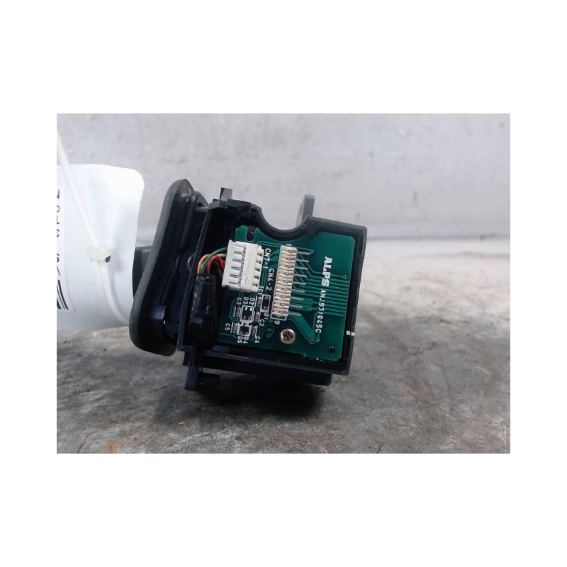 COMMANDE ESSUIE GLACE VOLVO S60 2004-