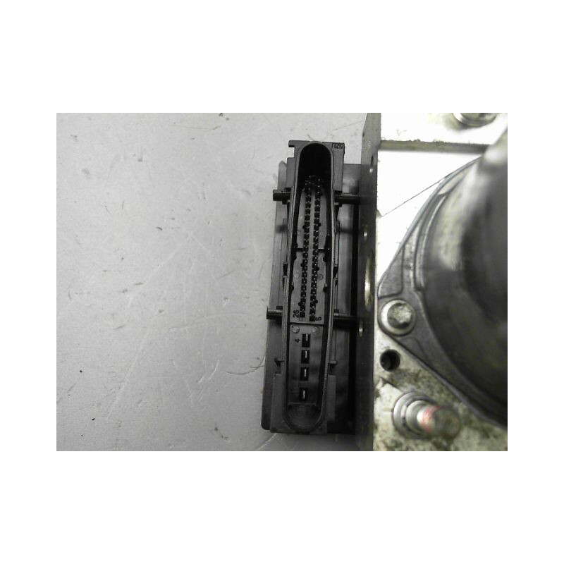 UNITE HYDRAULIQUE ABS TOYOTA COROLLA VERSO II Phase 1 2004-2007