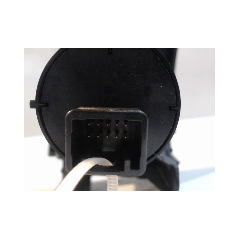 BOUTON DE DEMARRAGE SUZUKI SWIFT