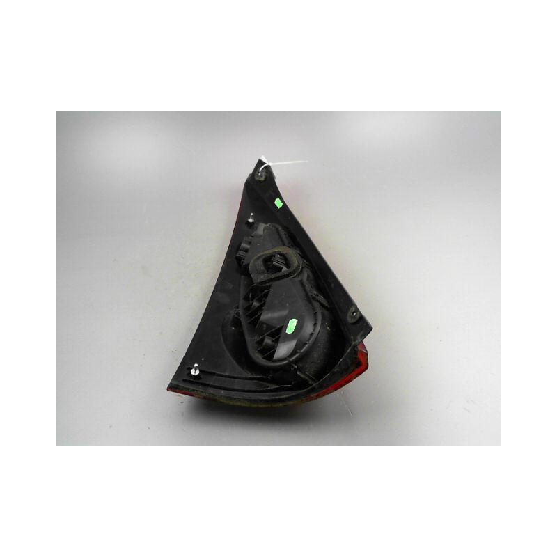 FEU ARRIERE DROIT PEUGEOT 107 Phase 3 2012-2014