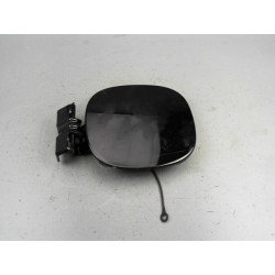 VOLET DE TRAPPE CARBURANT