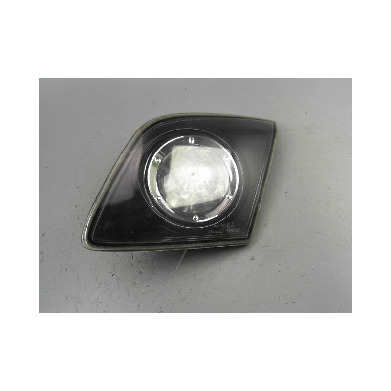 FEU ARRIERE INTERIEUR DROIT MAZDA 3 I Phase 1 2003-2006