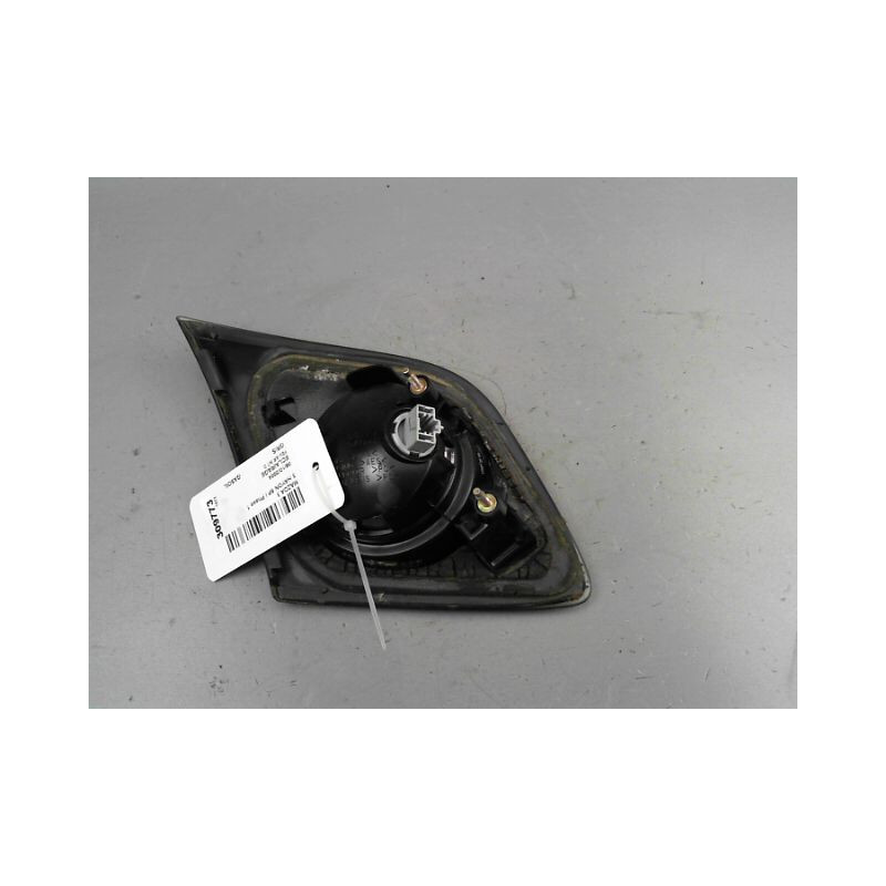 FEU ARRIERE INTERIEUR DROIT MAZDA 3 I Phase 1 2003-2006
