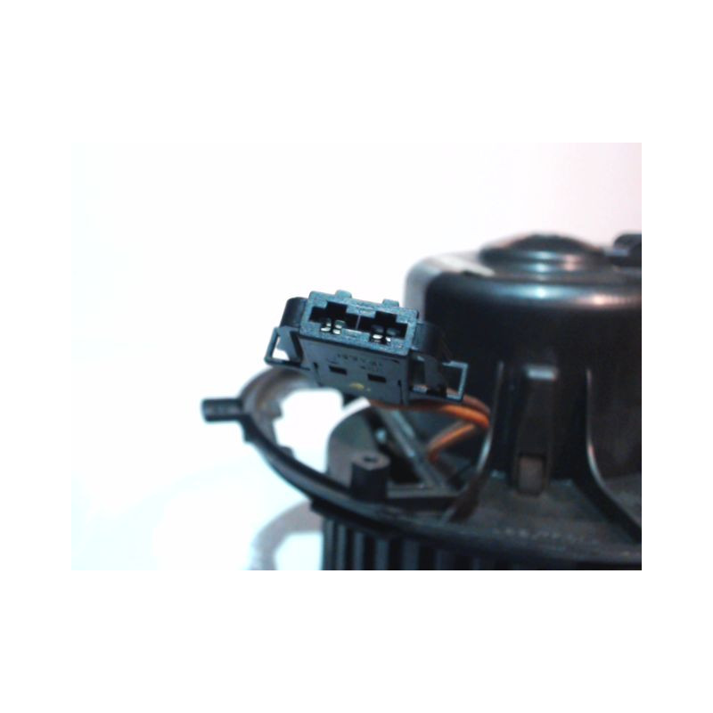 MOTEUR VENTILATEUR CHAUFFAGE SKODA SUPERB