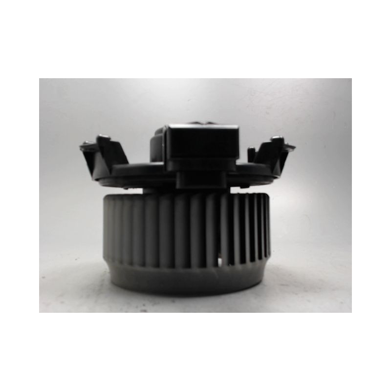 MOTEUR VENTILATEUR CHAUFFAGE TOYOTA YARIS