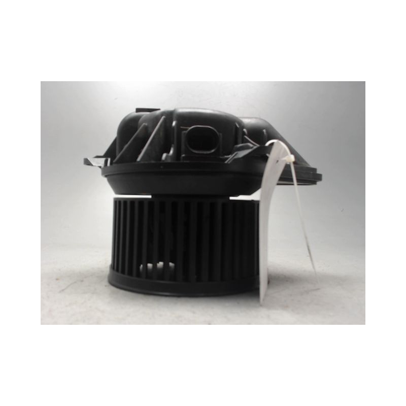 MOTEUR VENTILATEUR CHAUFFAGE RENAULT MEGANE