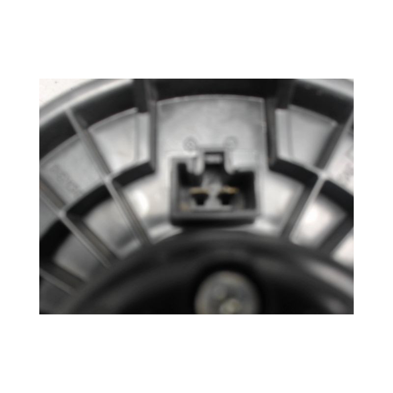 MOTEUR VENTILATEUR CHAUFFAGE SUZUKI SWIFT
