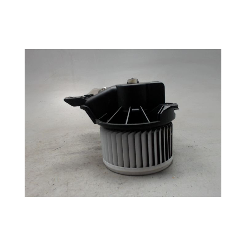 MOTEUR VENTILATEUR CHAUFFAGE FIAT PUNTO