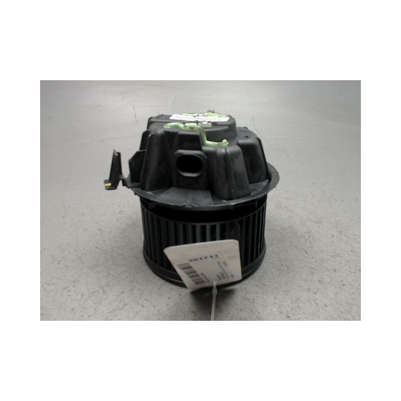 MOTEUR VENTILATEUR CHAUFFAGE DACIA SANDERO