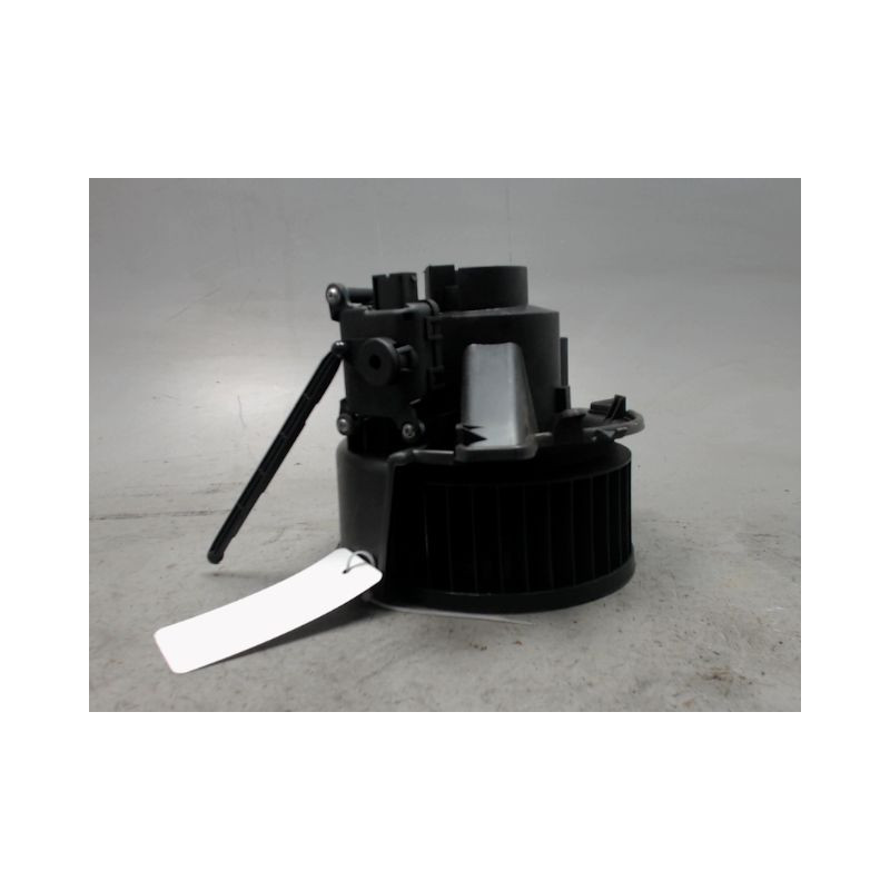 MOTEUR VENTILATEUR CHAUFFAGE OPEL ASTRA