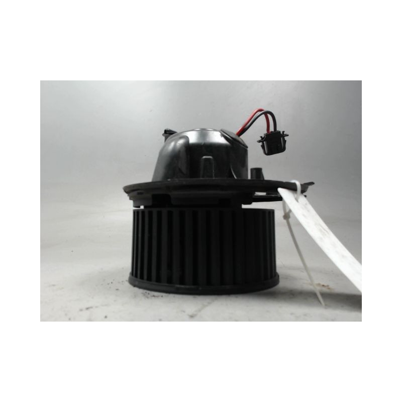 MOTEUR VENTILATEUR CHAUFFAGE VOLKSWAGEN TOURAN