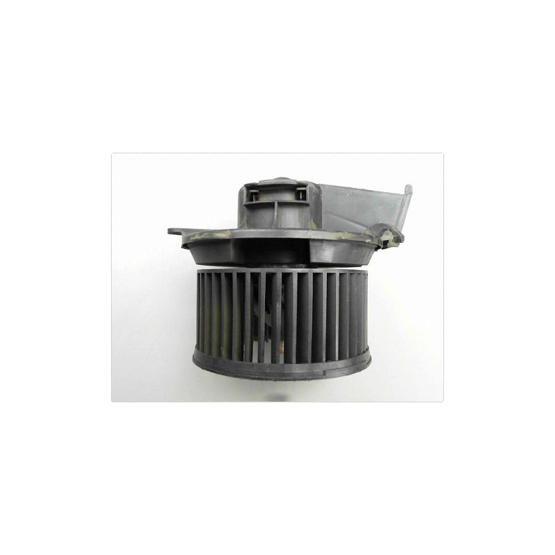 MOTEUR VENTILATEUR CHAUFFAGE PEUGEOT 206 98-09