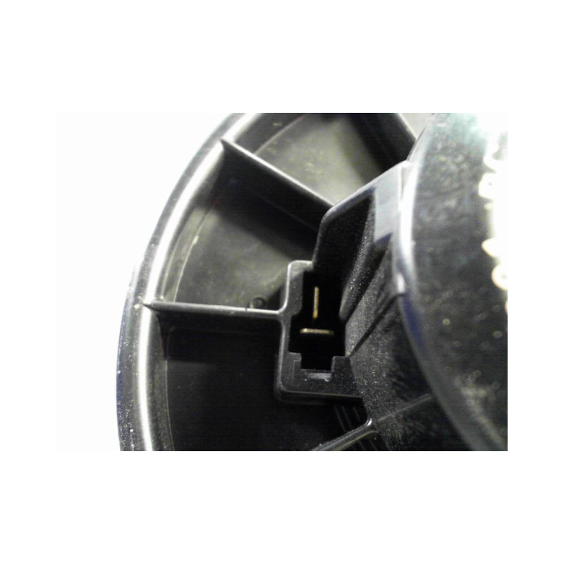 MOTEUR VENTILATEUR CHAUFFAGE TOYOTA YARIS