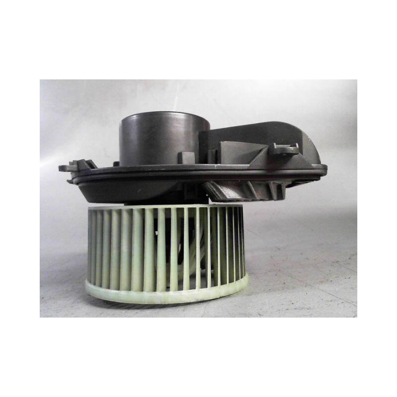 MOTEUR VENTILATEUR CHAUFFAGE VOLKSWAGEN PASSAT