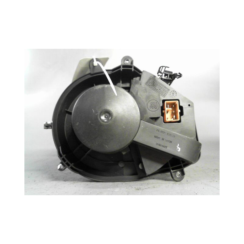 MOTEUR VENTILATEUR CHAUFFAGE VOLKSWAGEN PASSAT