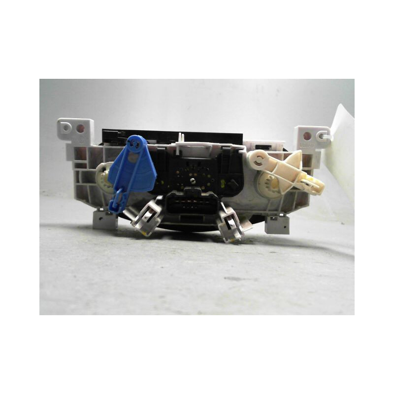 COMMANDE DE CHAUFFAGE DACIA SANDERO