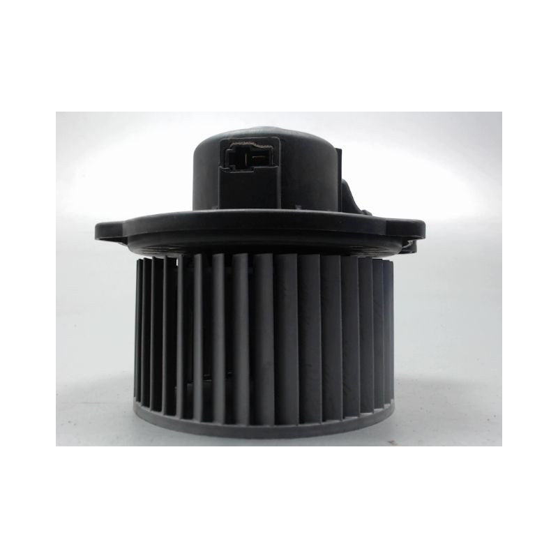 MOTEUR VENTILATEUR CHAUFFAGE HYUNDAI I20