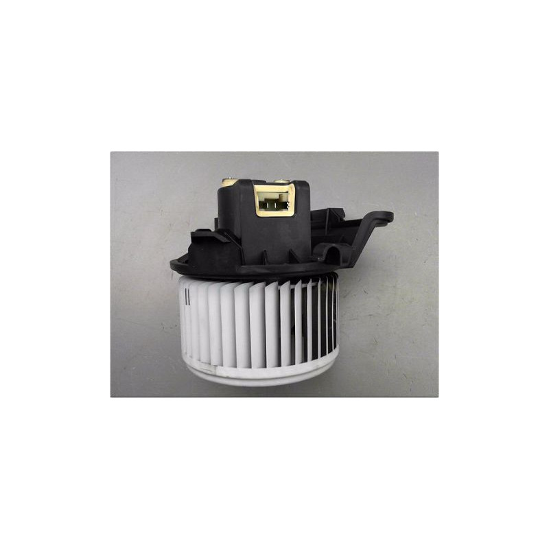 MOTEUR VENTILATEUR CHAUFFAGE OPEL CORSA (D) 06-10