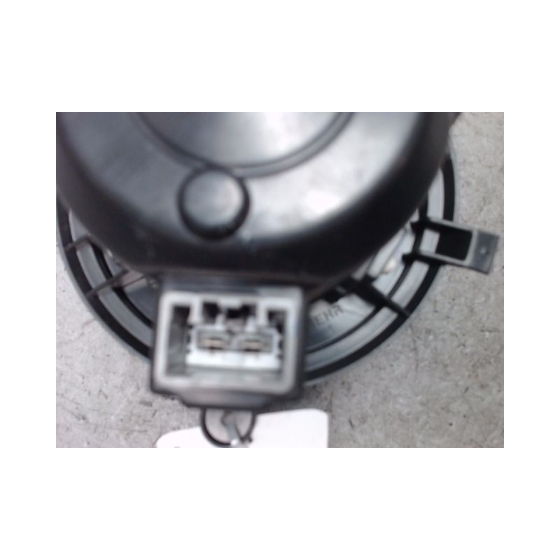MOTEUR VENTILATEUR CHAUFFAGE RENAULT TWINGO