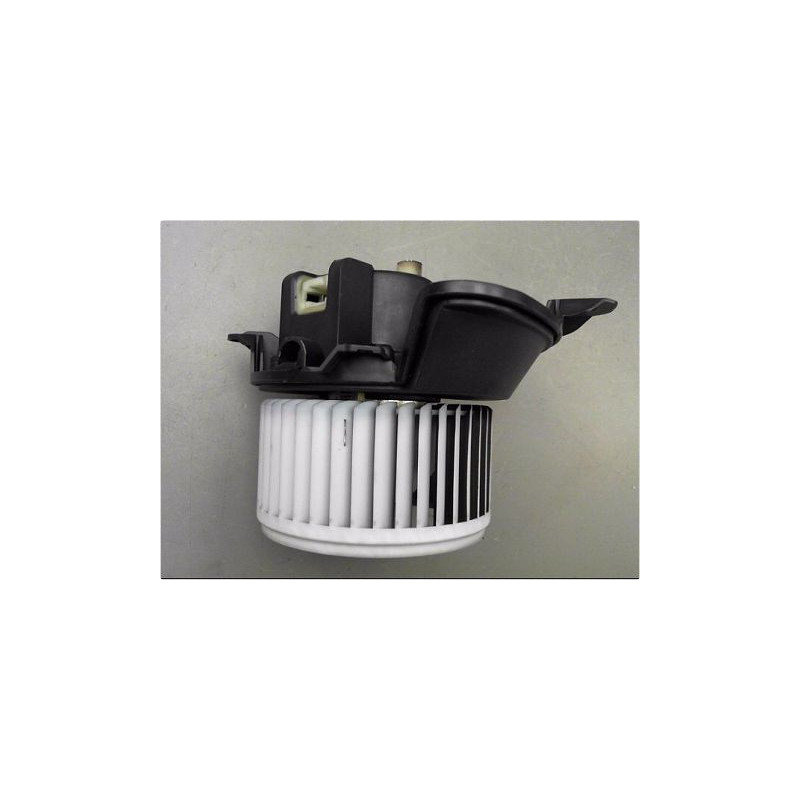 MOTEUR VENTILATEUR CHAUFFAGE OPEL CORSA (D) PH2 11-15