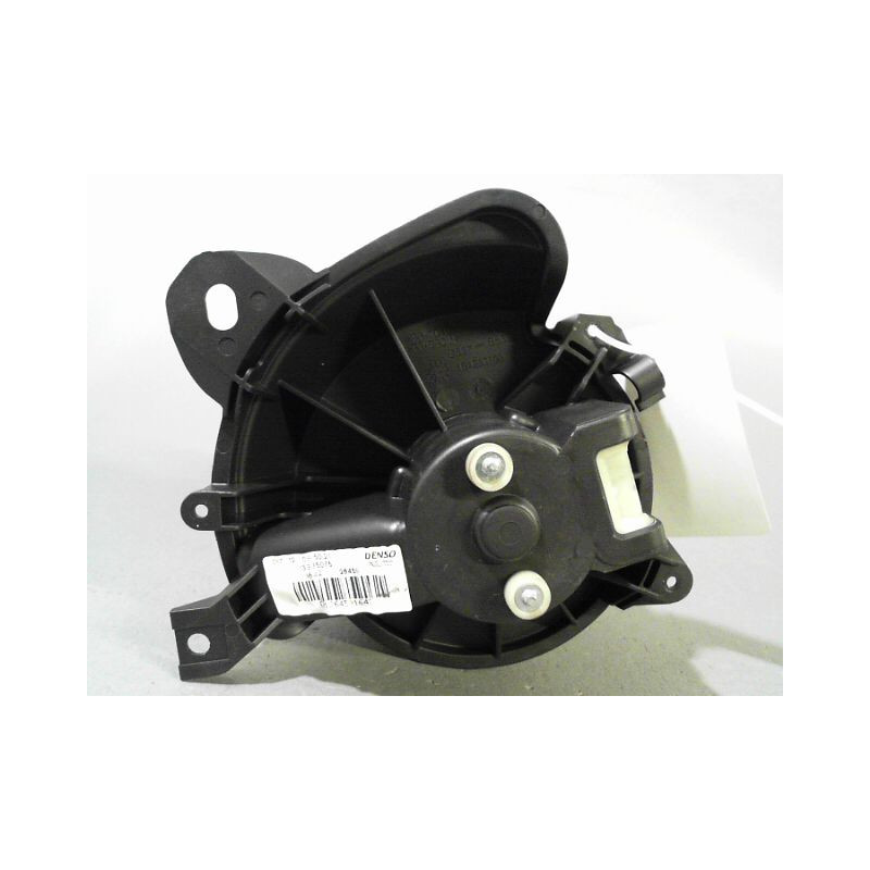 MOTEUR VENTILATEUR CHAUFFAGE OPEL CORSA