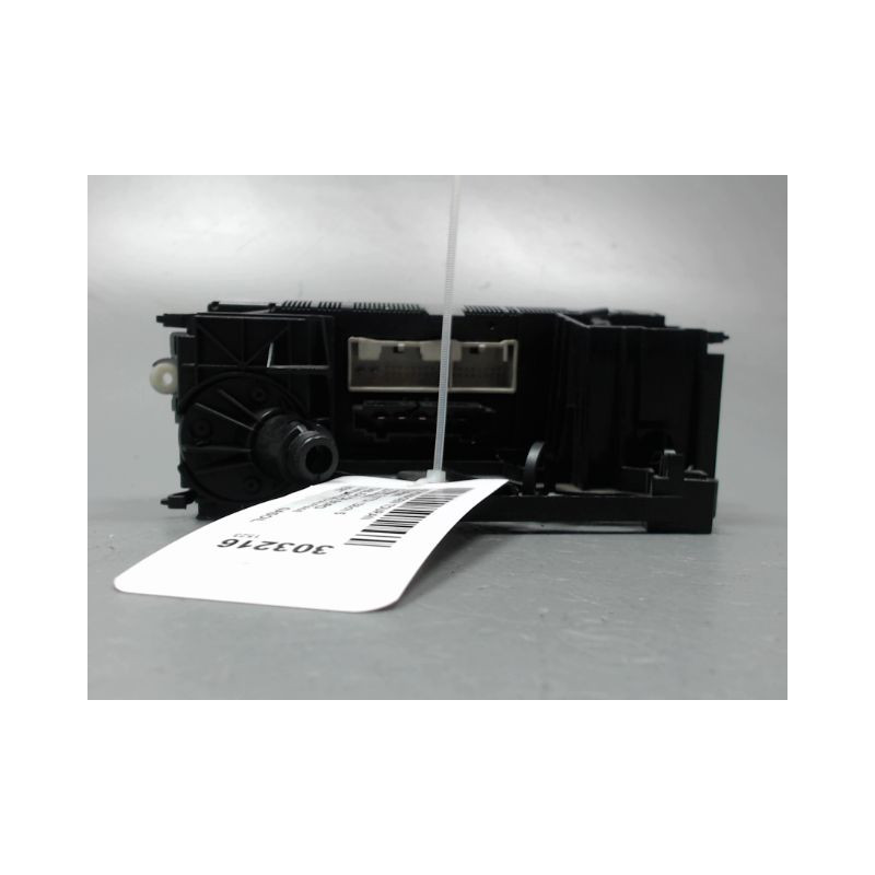 COMMANDE DE CHAUFFAGE VOLKSWAGEN TOURAN